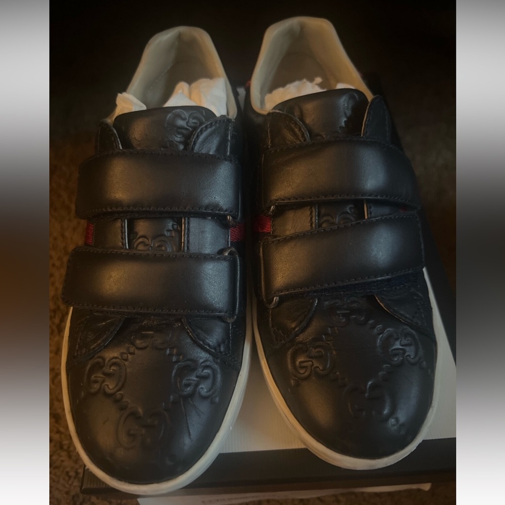 Unisex Gucci CHILDREN'S ACE SNEAKER WITH DOUBLE G Velcro Strap